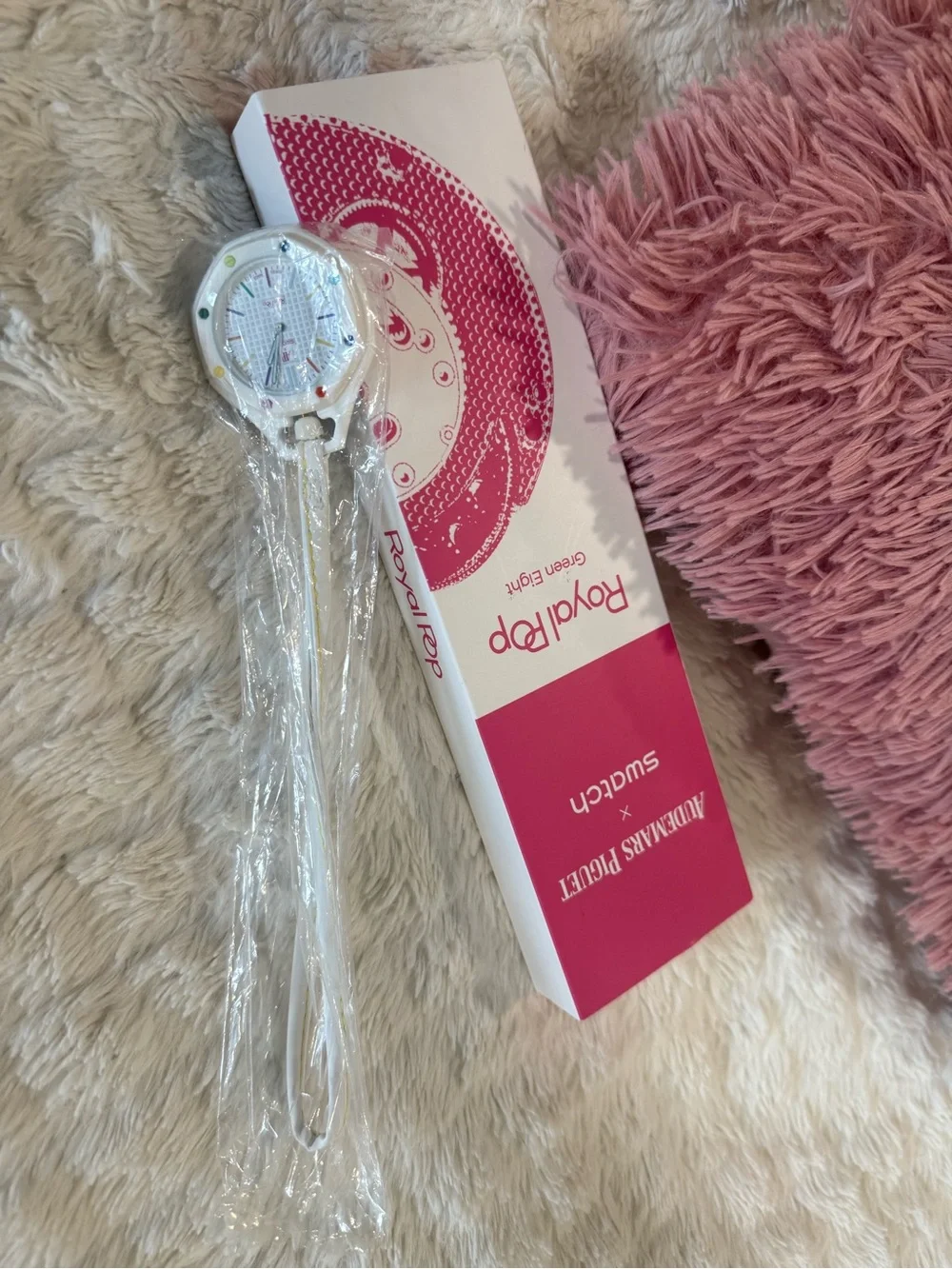 Audemars Piguet White and Pink Royal Pop Clip-On Cake Topper